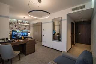 Отель Rosslyn Dimyat Hotel Varna Варна Полулюкс с боковым видом на море-3